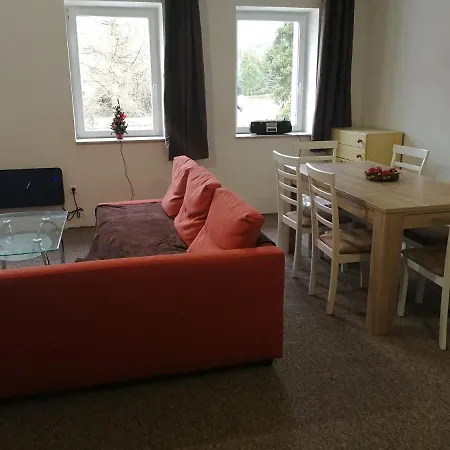 Pod Klinovcem České Hamry