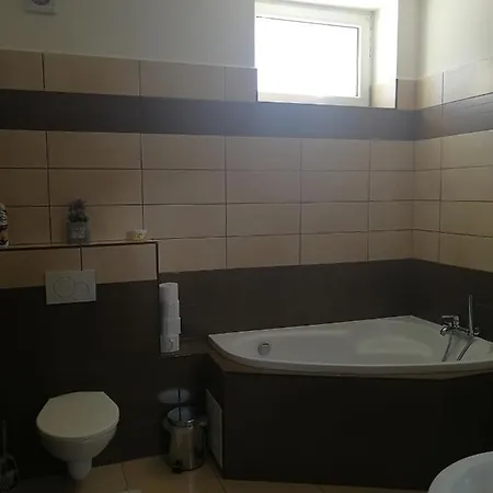 Pod Klinovcem * České Hamry